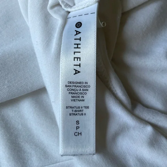 Women’s Athleta White Scoop Neck Short Sleeve Top - Picture 6 of 7